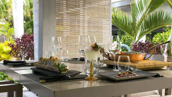 Luxury Dining Editorial - photo 2 of 4 - luxury dining editorial photographer Cape Town | Pie in the Sky Productions